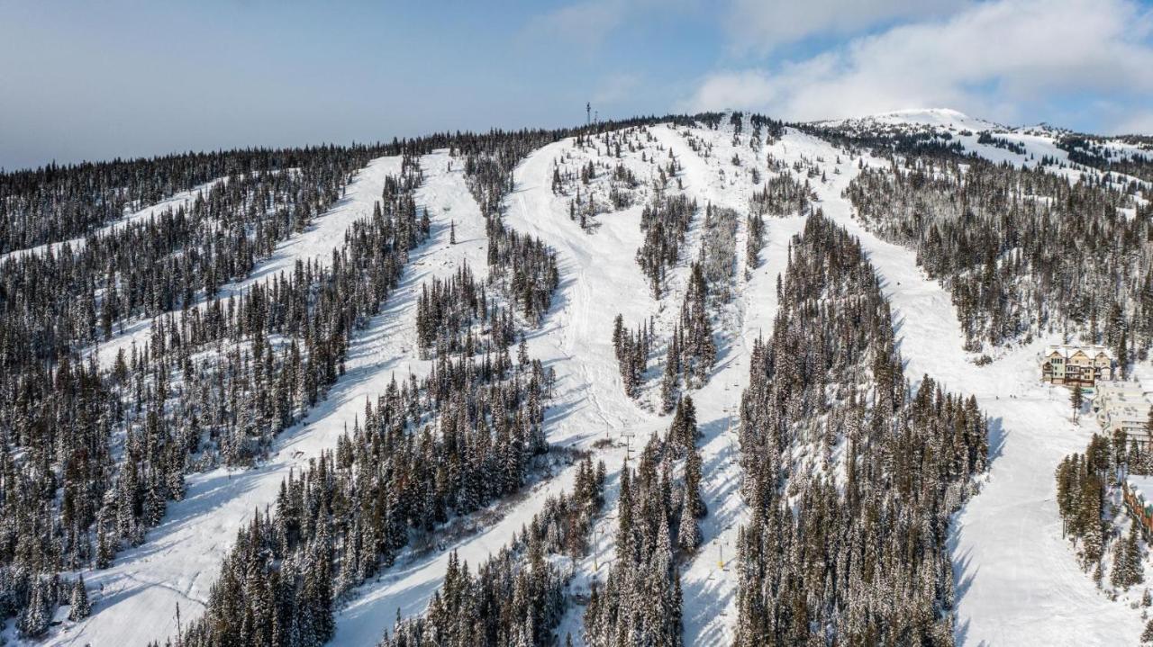 Nest On Perfection - Newly Renovated Ski In Ski Out Mountain View Condo Big White Ski Resort Exterior photo